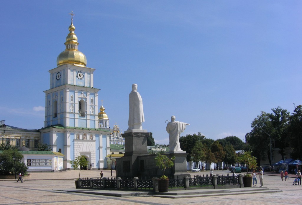 Mikhailovskaya square