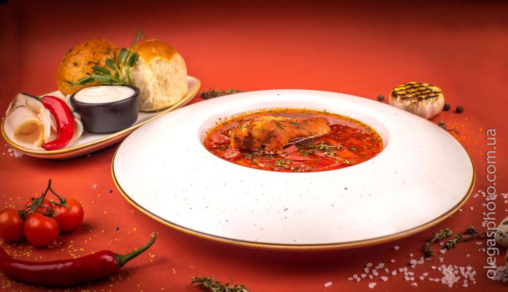 borscht in a plate photo